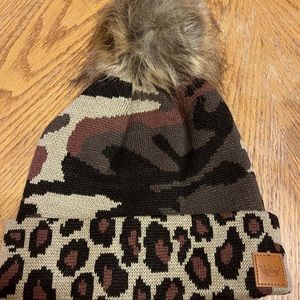 NWT Panache Green Camo print knit hat/Leopard print trim/Natural faux fur pom